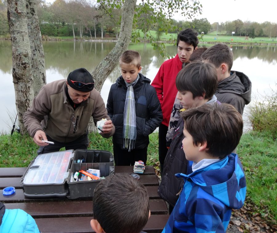 La pêche enseignée aux plus jeunes à l'école de pêche de bourgbarré